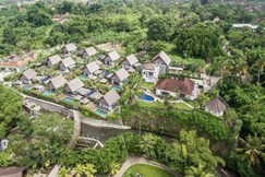 Sanctoo Suites and Villas