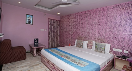 Hotel Hayat Residency Room Type - Standard Room Non Ac Hotel Hayat Residency Room Type - Standard Room Non Ac