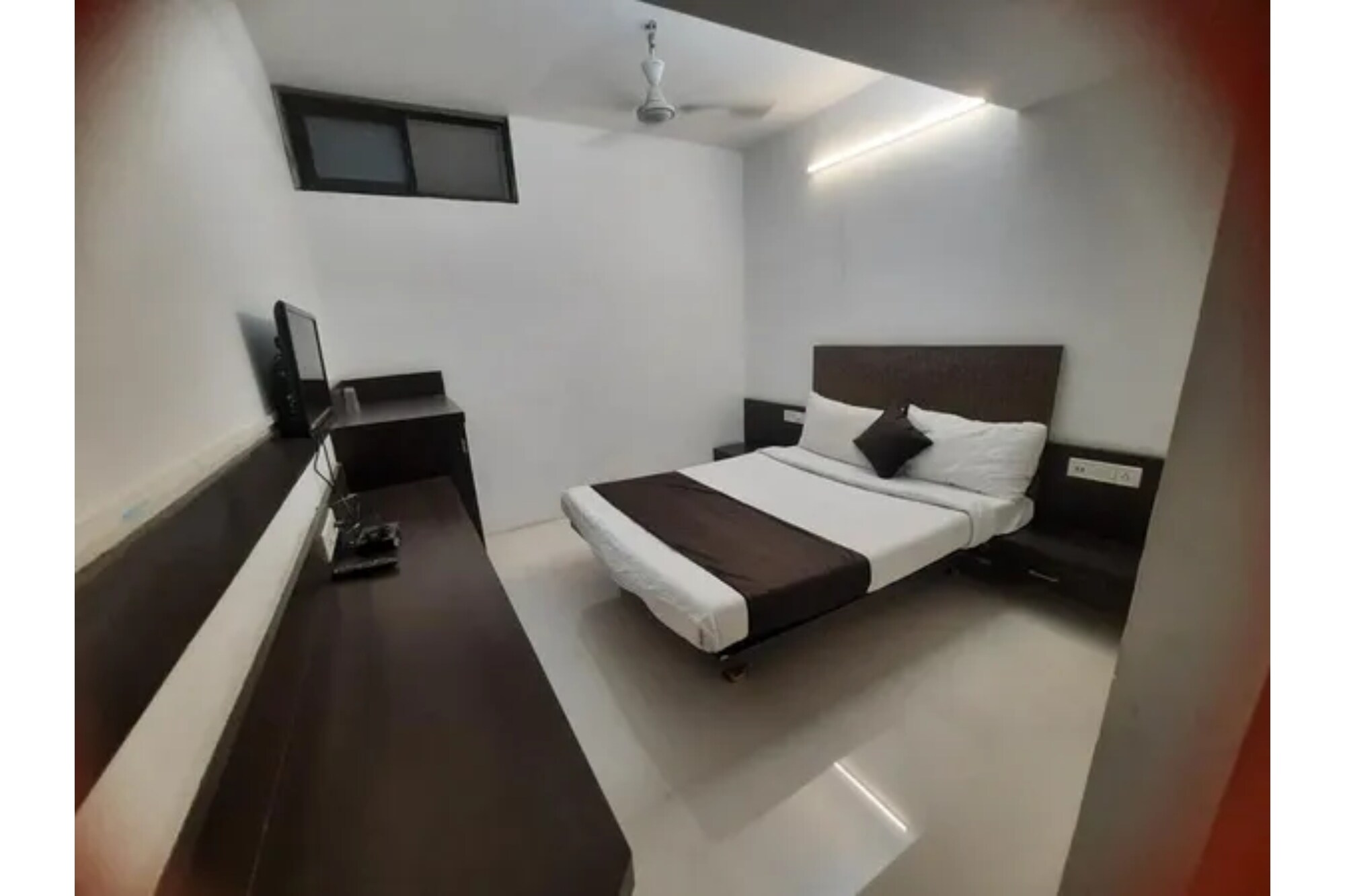 FabHotel Grand Suites - Tap to explore photos