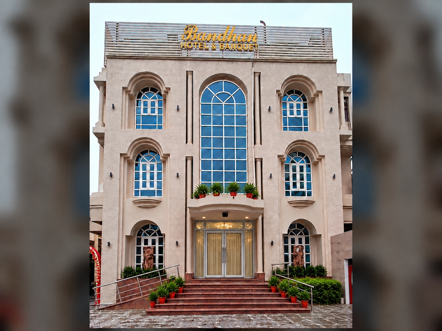 Hotel Bandhan - Tap to explore photos