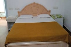 Studio Apartment By Shiva Garden