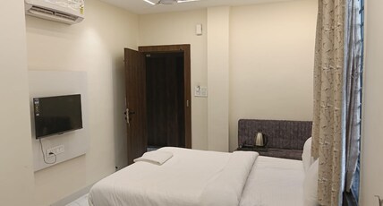 Hotel Aashiyana Room Type - Deluxe AC Room