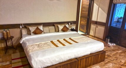CHAMONG CHIABARI MOUNTAIN RETREAT Room Type - Mile end Manor