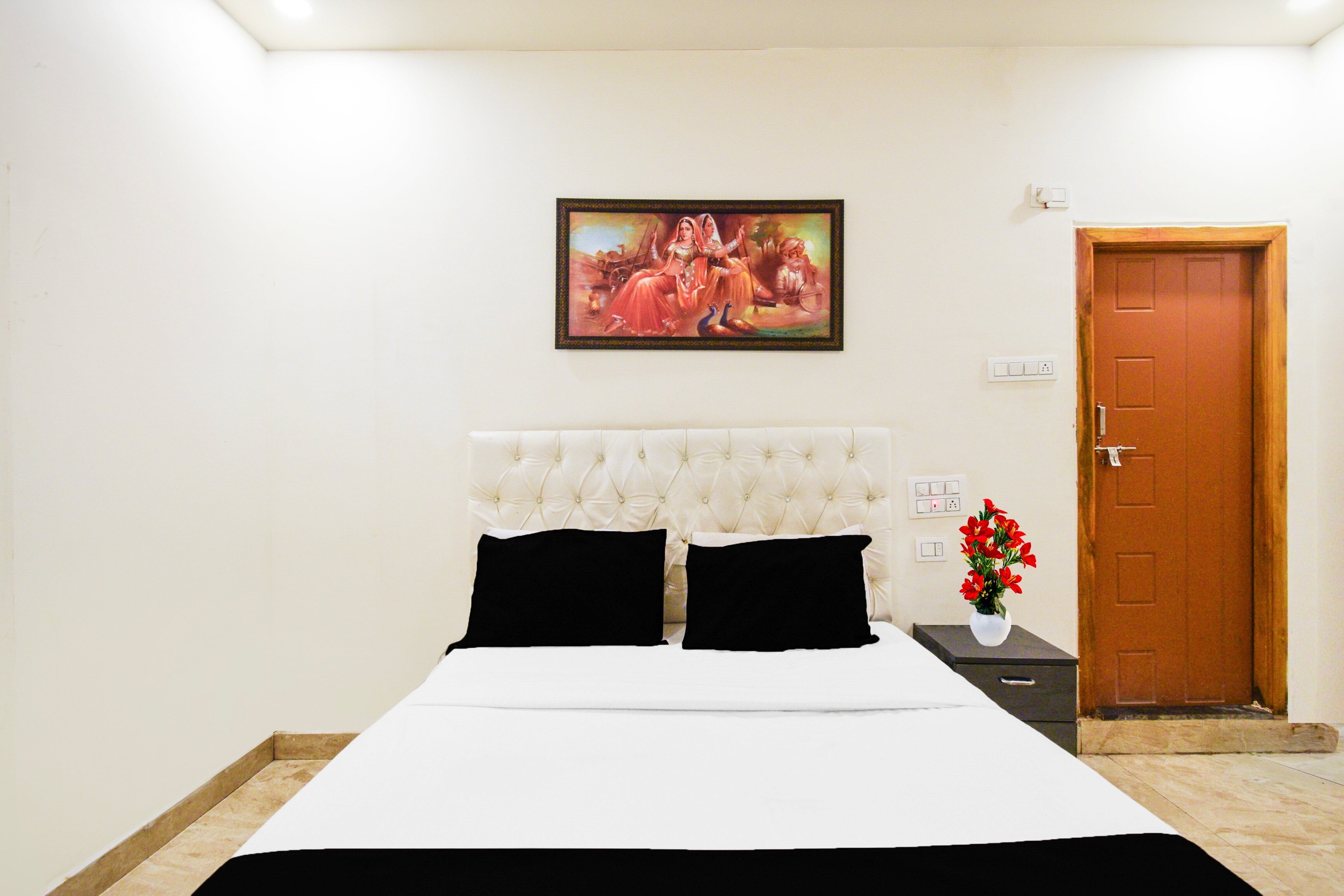 Hotel O Charminar international Hotel - Tap to explore photos