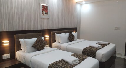 Nagas Inn Room Type - Executive Twin Room