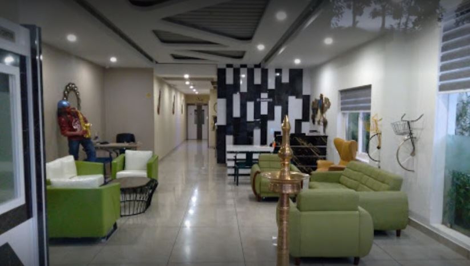 Main gallery