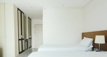 Thomson Hotel Huamark Room Type - Superior Twin Rooom
