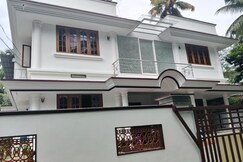 V Tourist homestay