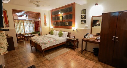 Udechee Huts Room Type - Deluxe Independent Room