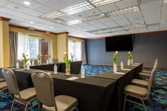 Hampton Inn and Suites Jacksonville-Deerwood Park, FL