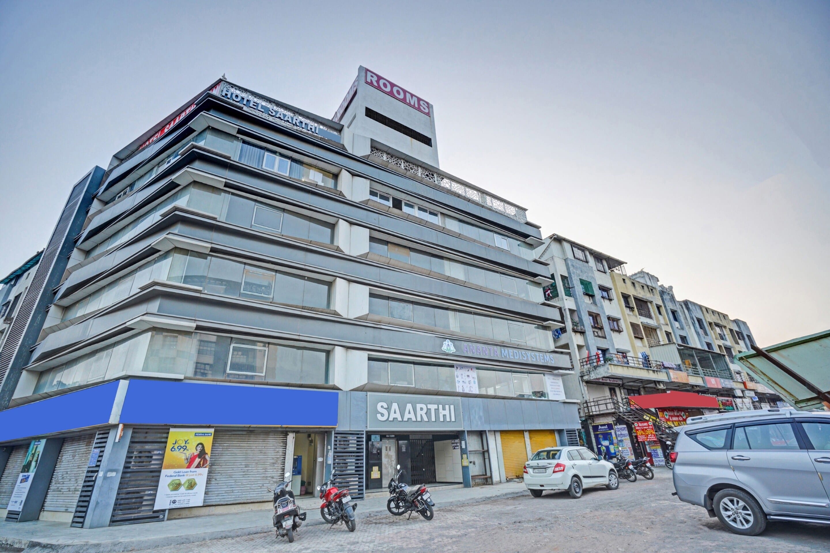 Hotel O Saarthi - Tap to explore photos