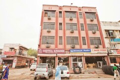 Hotel Anand
