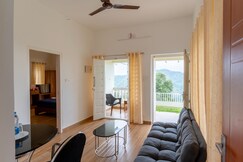 Photos of Laural Medows