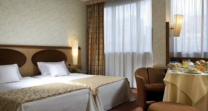 Mercure Eur Roma West Room Type - SUPERIOR DOUBLE ROOM WITH TWO SINGLE BEDS