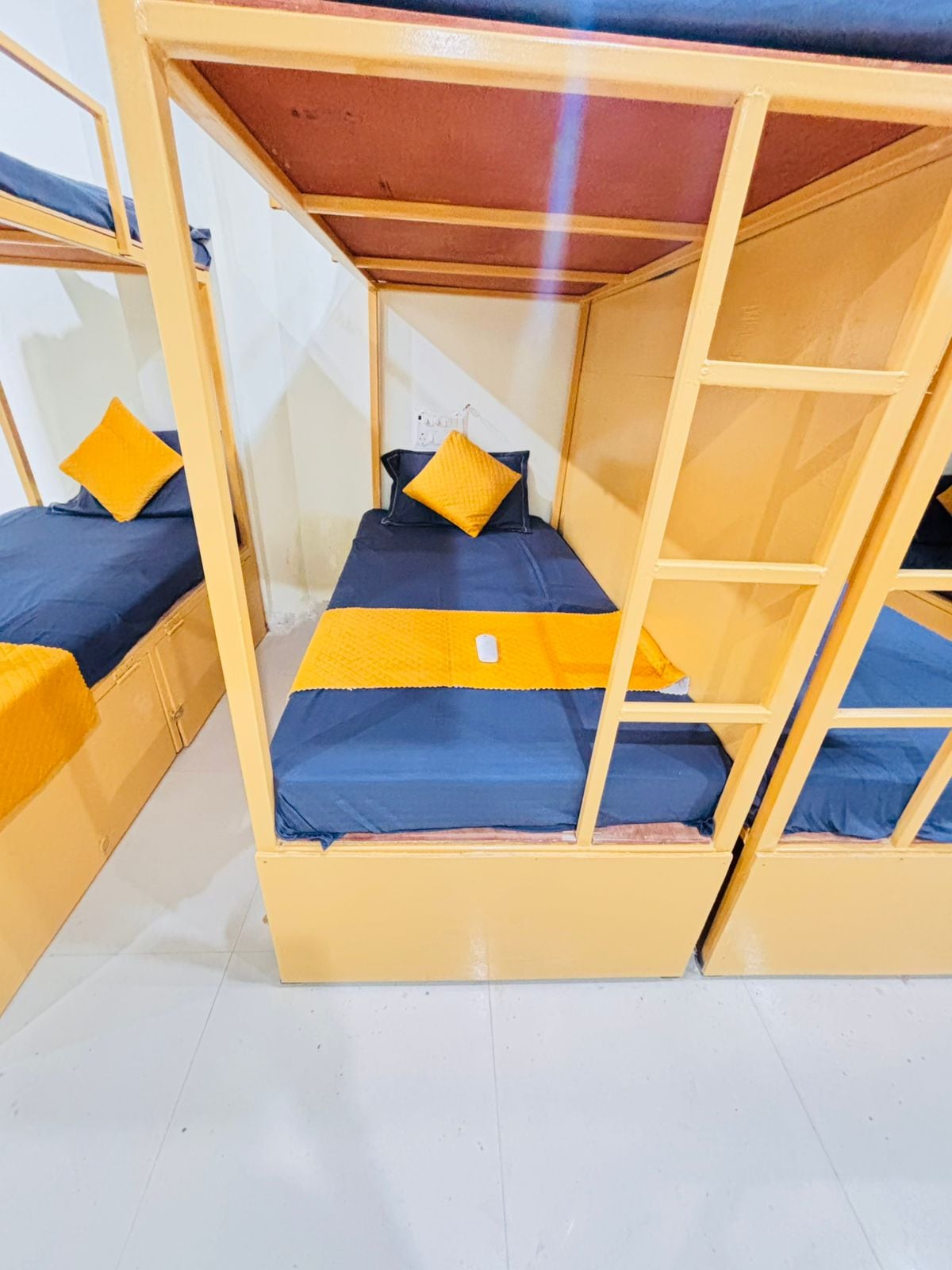 Aangan Guest House - Tap to explore photos