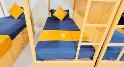 Aangan Guest House Room Type - Single Bed in 11-Bed AC Dormitory room