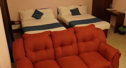 SULTHAN HOTEL AND RESTAURNT Room Type - Suite Room SULTHAN HOTEL AND RESTAURNT Room Type - Suite Room