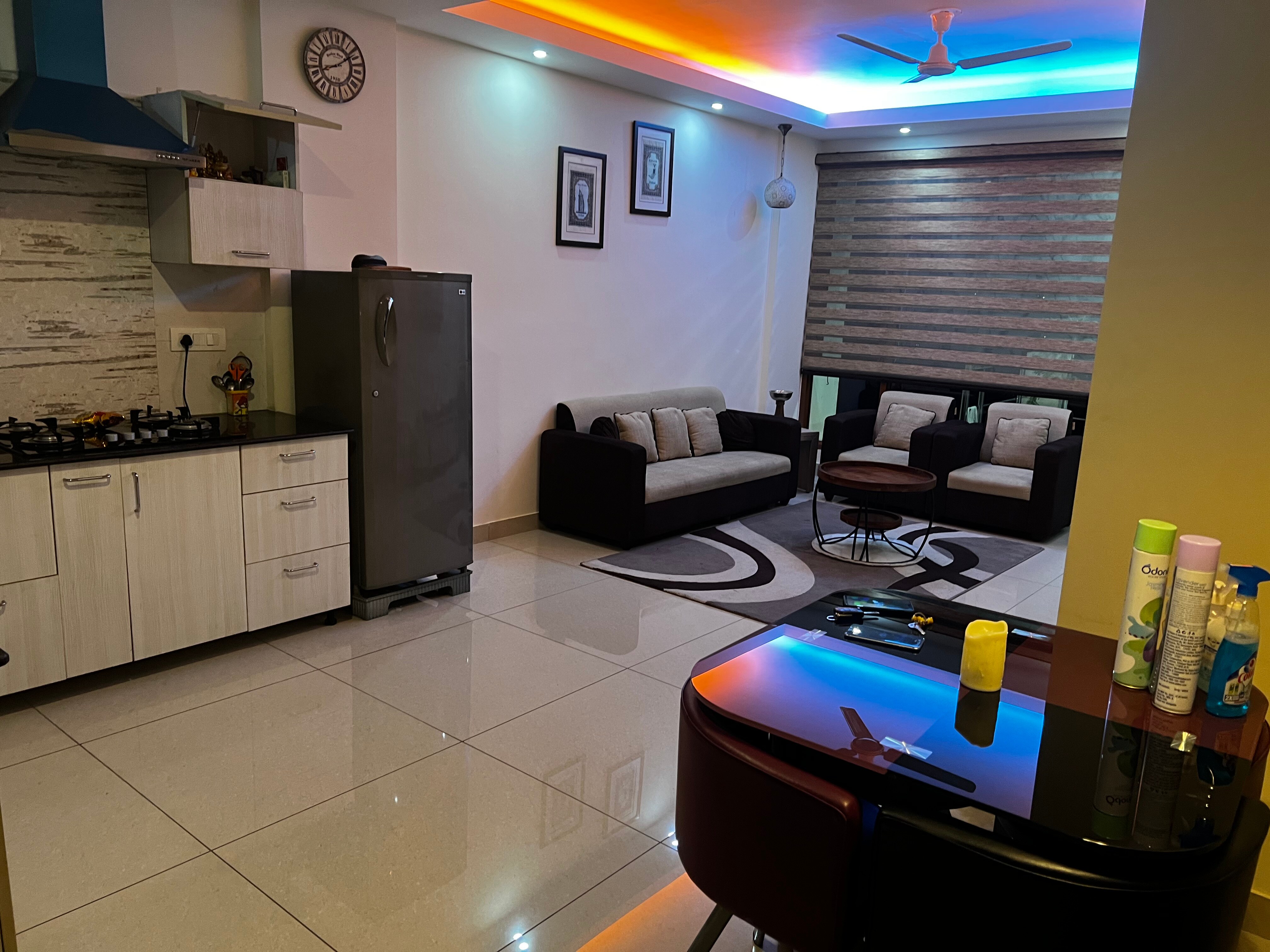The Woods Barog |Entire 2 BHK Homestay - Tap to explore photos