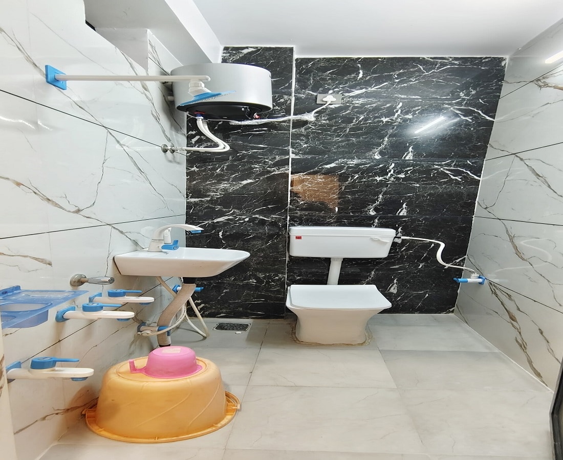 SHREE ANANAT MAHADEV GUEST HOUSE - Tap to explore photos