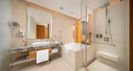 Crowne Plaza Yangzhou, an IHG Hotel Room Type - 2 Double Standard Lounge Access