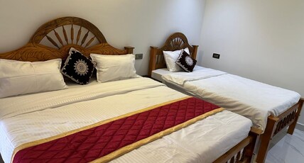 VELAN PLEASANT STAY 1 Room Type - FAMILY ROOM 102