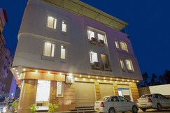 Hotel Anchal Villa By YB Hotels