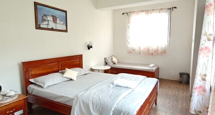 The Breeze Homestay Darjeeling Room Type - Triple Bedded Rooms