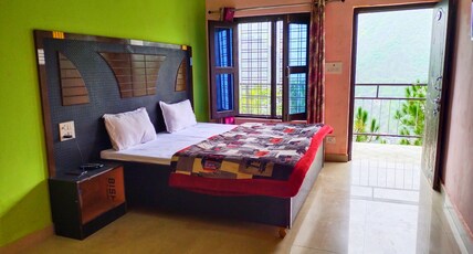 Pari restaurant & guest house Room Type - Standard Room