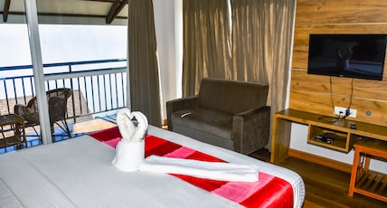 Chill Berg Resort - Bodimettu Room Type - Premium Room (Queenbed) With Balcony Chill Berg Resort - Bodimettu Room Type - Premium Room (Queenbed) With Balcony