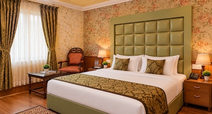 Royal Park Hotel Room Type - Deluxe Room Royal Park Hotel Room Type - Deluxe Room