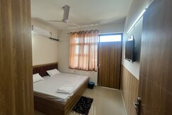 Vrindawan Green Homestay