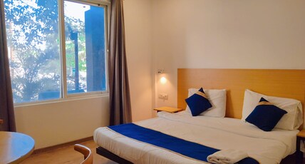 KINGSTON HOUSE Room Type - Deluxe AC Room