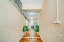 Hotel O Parth Palace