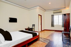 SPOT ON Sj Comforts Boarding And Lodging