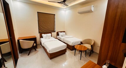THE MAULSHRI Room Type - TWIN OAKS