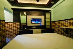Hotel Ayush