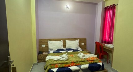 Hotel Rishabh Room Type - Bedroom 5