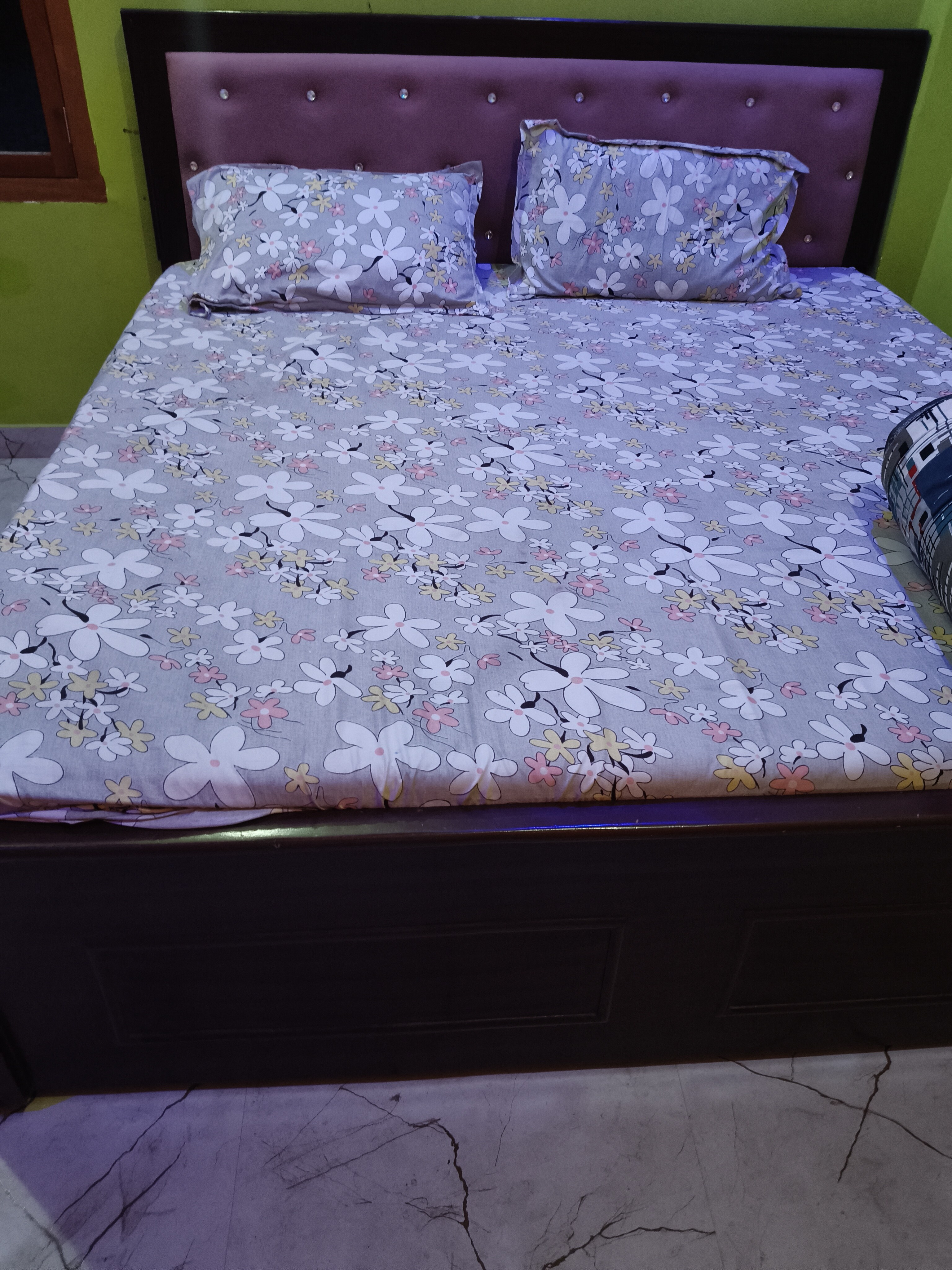 Kds Home stay - Tap to explore photos