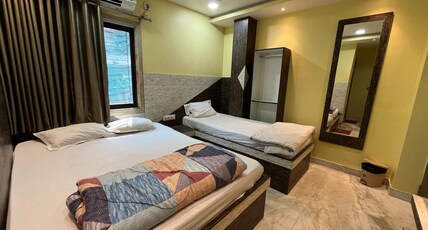 SIDRA GUEST HOUSE-PARK STREET Room Type - Triple Bed