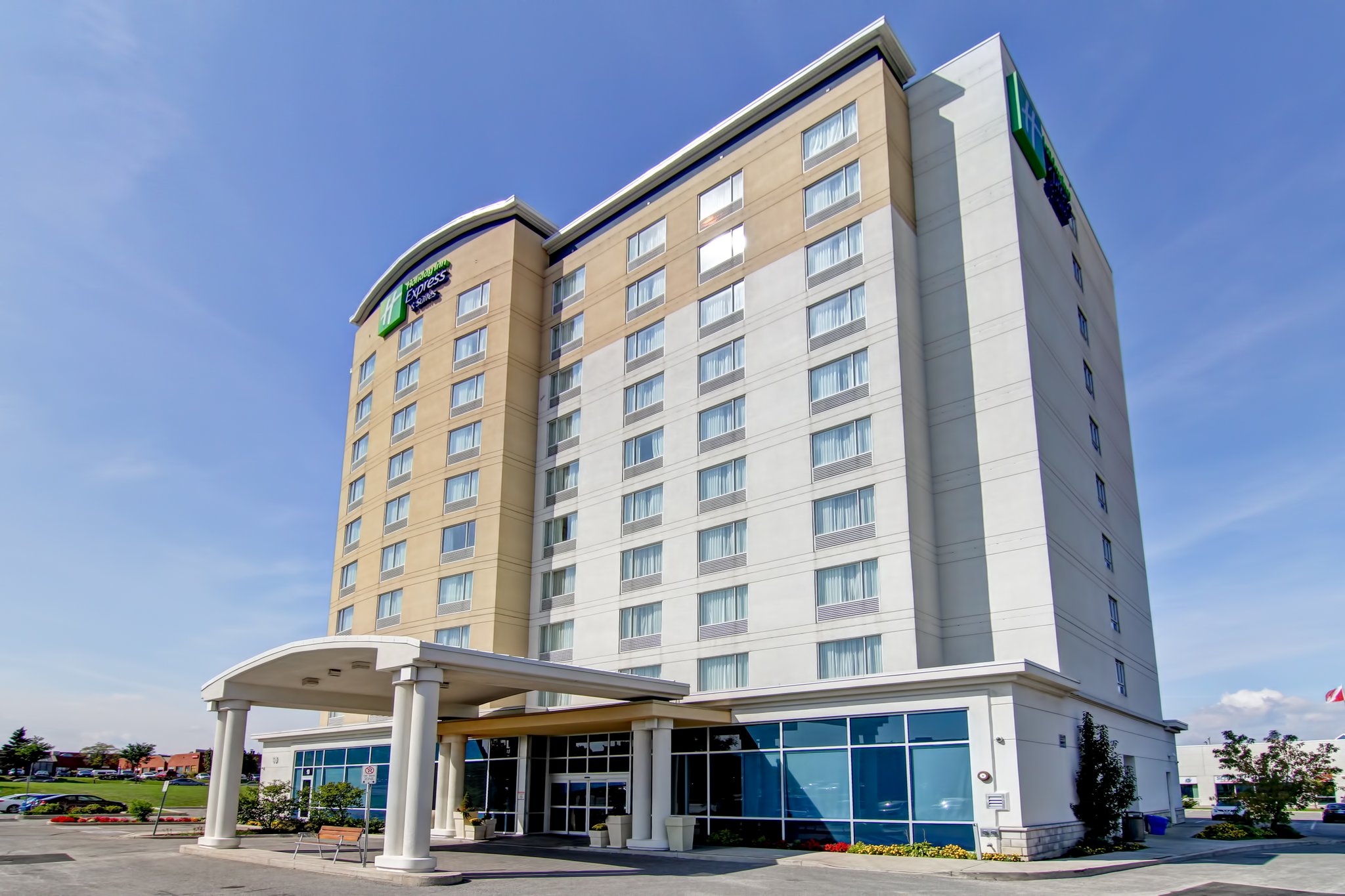 Holiday Inn Express Hotel & Suites Toronto - Markham - Tap to explore photos