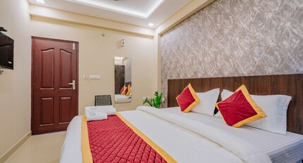 Hotel Boat Residency Room Type - Double Bed Room