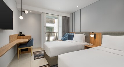 Holiday Inn Express BALI SUNSET ROAD Room Type - Standard Room With Free Breakfast Holiday Inn Express BALI SUNSET ROAD Room Type - Standard Room With Free Breakfast