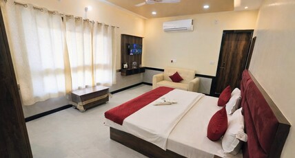 Kharari Inn Room Type - Double Bed Room with Private Bathroom