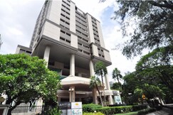 Bliston Suwan Park View Hotel
