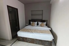FabHotel Blue Prime