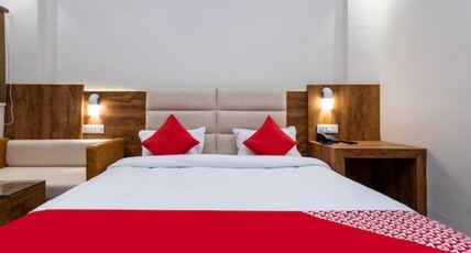 Hotel D Golden Room Type - Deluxe Room