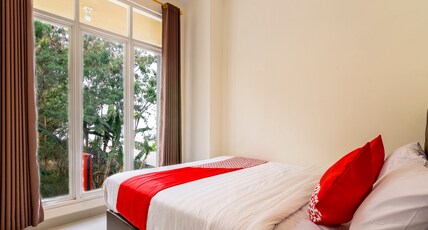 Hotel O Travel-inn Room Type - Indonesia Deluxe Double