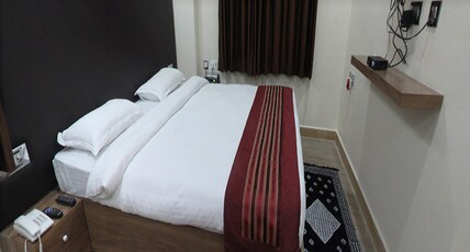 Hotel Jolly Grand Room Type - Deluxe Room