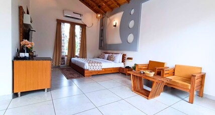 KK Jungle View Room Type - Jacuzzi Villa with Private Sit Out Area