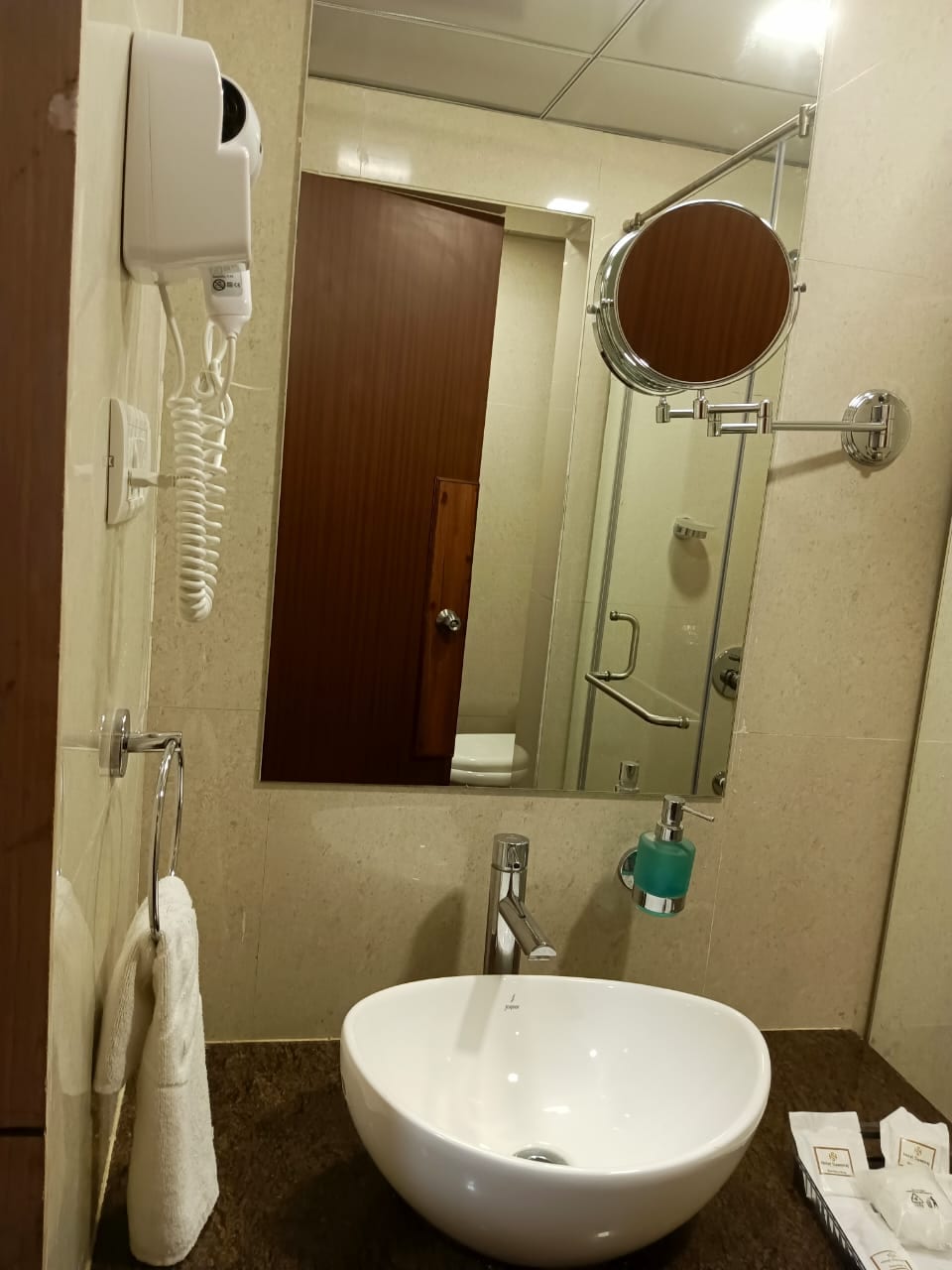 Hotel Swamiraj Chembur - Tap to explore photos